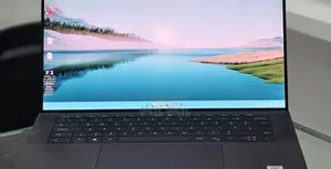 New Laptop Dell Precision 5540 16GB Intel Core i7 SSD 512GB