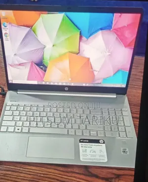 Laptop HP 15-dw3031 8GB Intel Core i7 SSD 256GB
