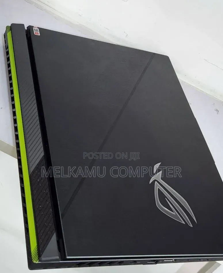 New Laptop Asus ROG Strix G16 G614 16GB Intel Core i9 SSD 1T