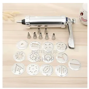 The 13-Disc Spritz Cookie Press and Professional Icing Set