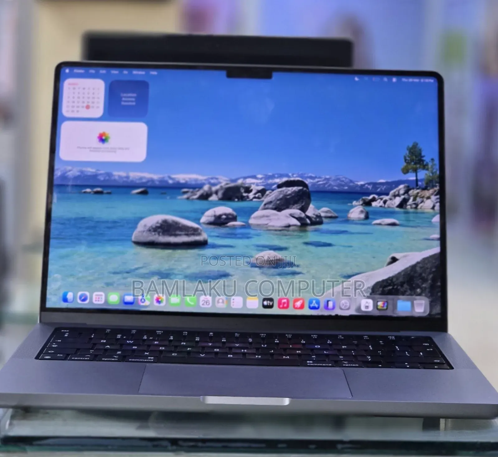 New Laptop Apple MacBook Pro 2020 M1 32GB Apple M1 Pro SSD 512GB