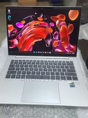 New Laptop HP EliteBook 840 G9 16GB Intel Core i7 SSD 512GB
