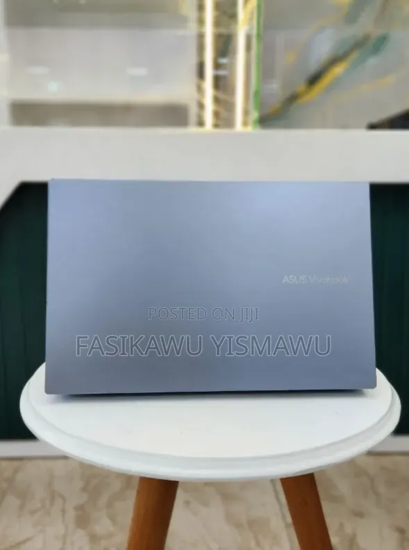 New Laptop Asus VivoBook 15 X505BA 16GB Intel Core i7 SSD 512GB
