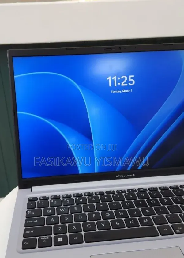 New Laptop Asus VivoBook 15 X505BA 16GB Intel Core i7 SSD 512GB