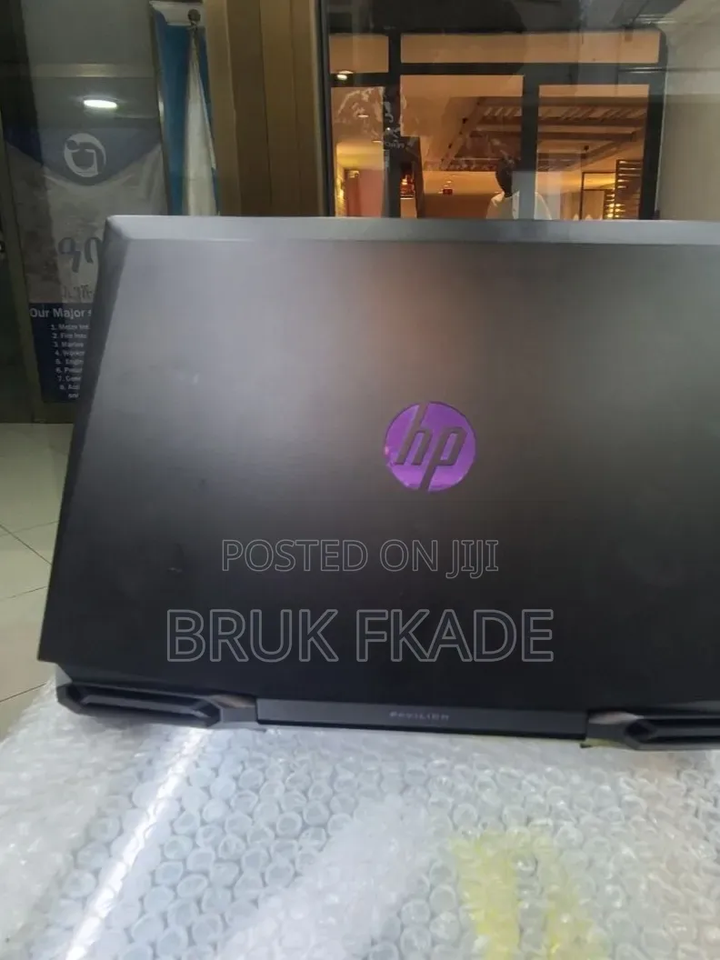 New Laptop HP Pavilion 15 16GB Intel Core i7 SSD 512GB