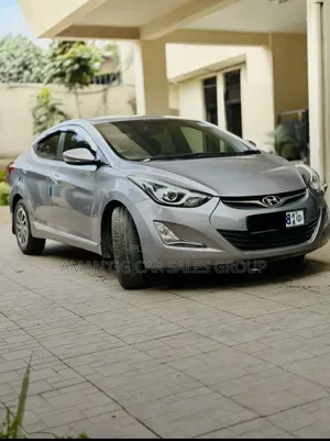 Hyundai Avante 2015 Silver