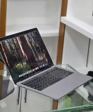 Laptop Apple MacBook Pro 2019 16GB Intel Core i7 SSD 256GB