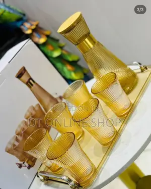 8 Pieces Glass Drinking Set