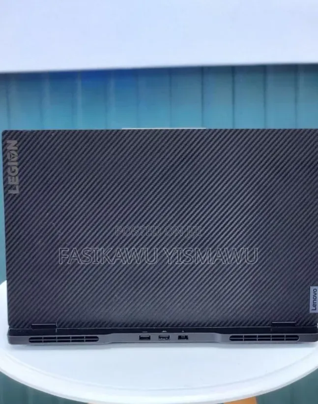 New Laptop Lenovo Legion 5 16GB AMD Ryzen 9 SSD 512GB