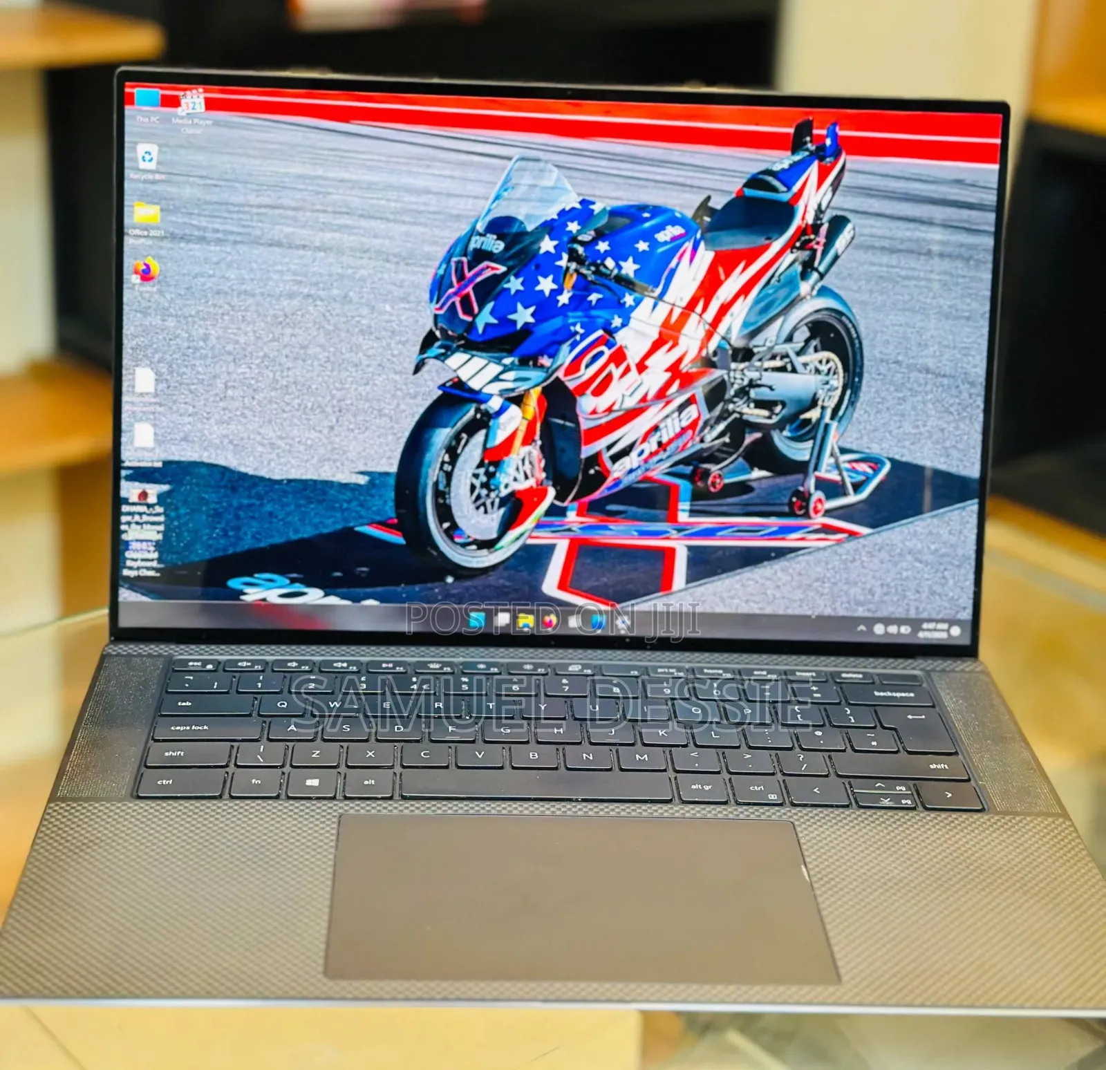 New Laptop Dell Precision 5560 16GB Intel Core i7 SSD 512GB