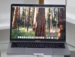 New Laptop Apple MacBook Pro 2019 16GB Intel Core i7 SSD 256GB