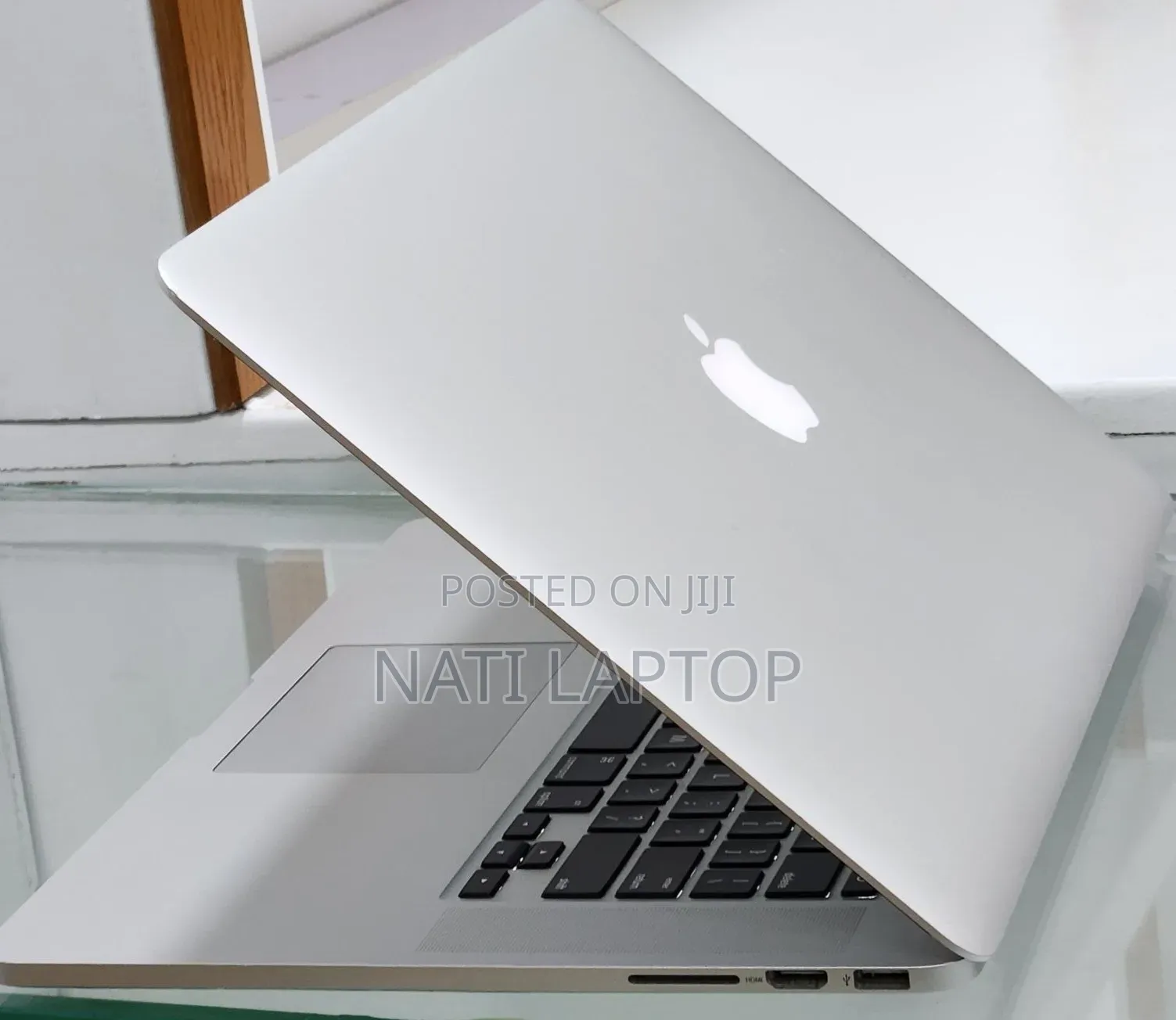 New Laptop Apple MacBook Pro 2015 16GB Intel Core i7 SSD 512GB