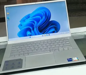 New Laptop Dell 8GB Intel Core i7 SSD 512GB