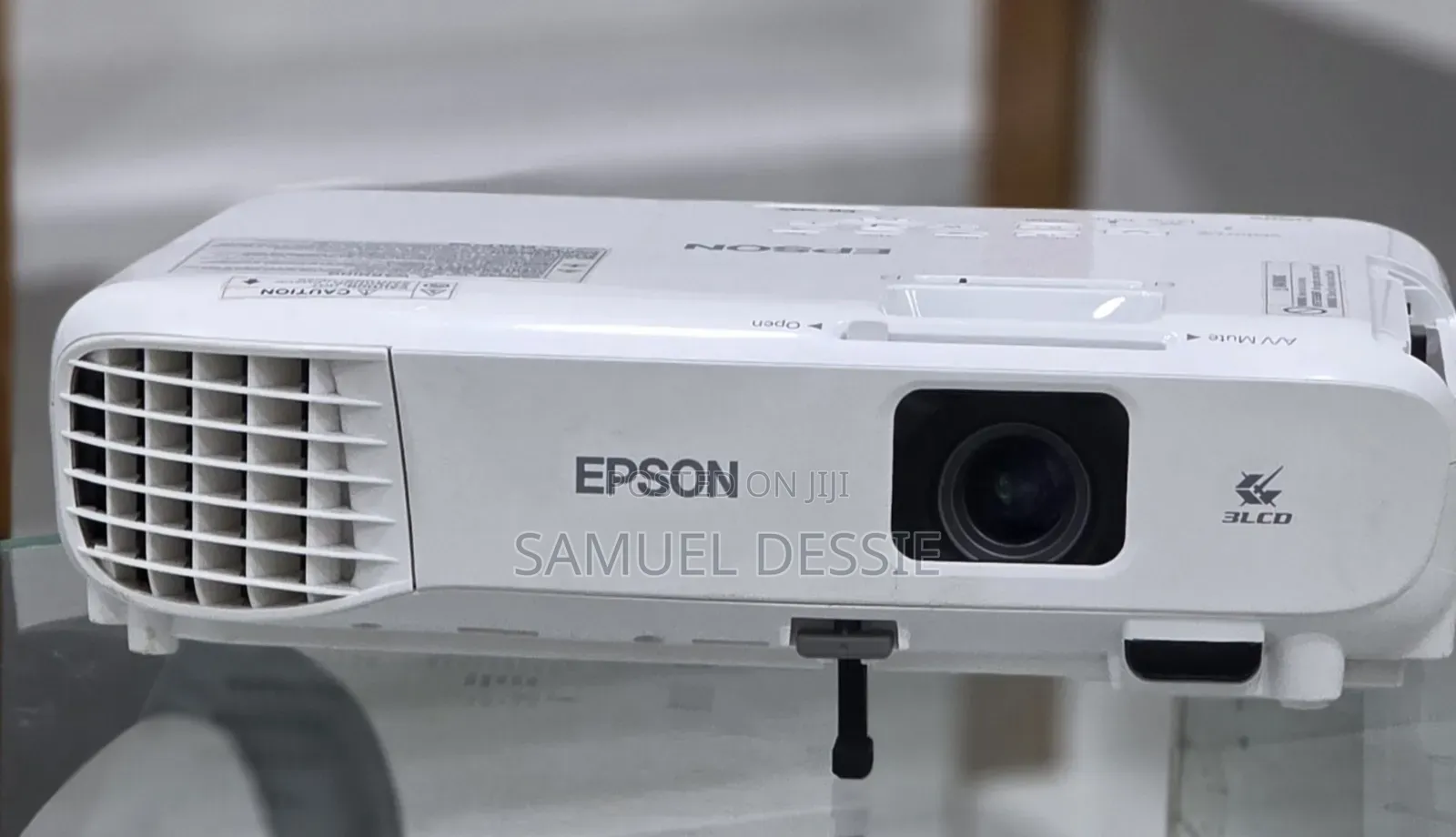 Brand New Epson Projector S05