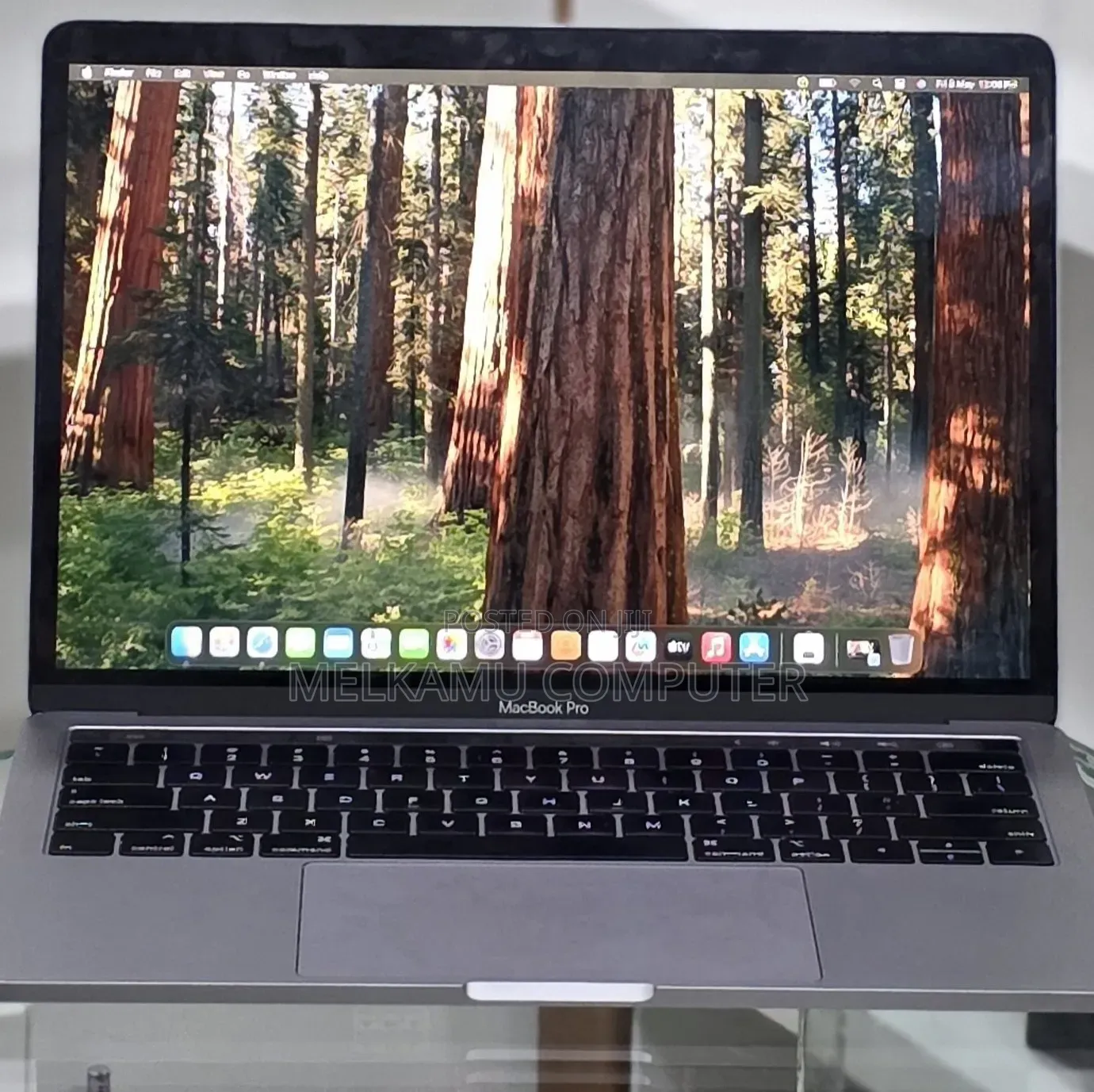 New Laptop Apple MacBook Pro 2019 16GB Intel Core i7 SSD 256GB