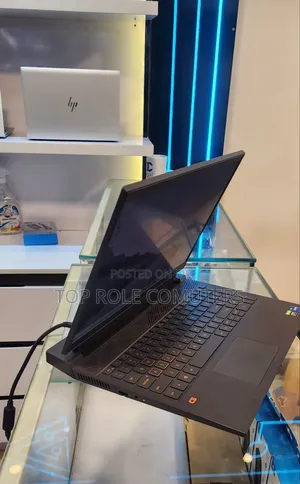 New Laptop Dell G15 5511 16GB Intel Core i7 SSD 512GB