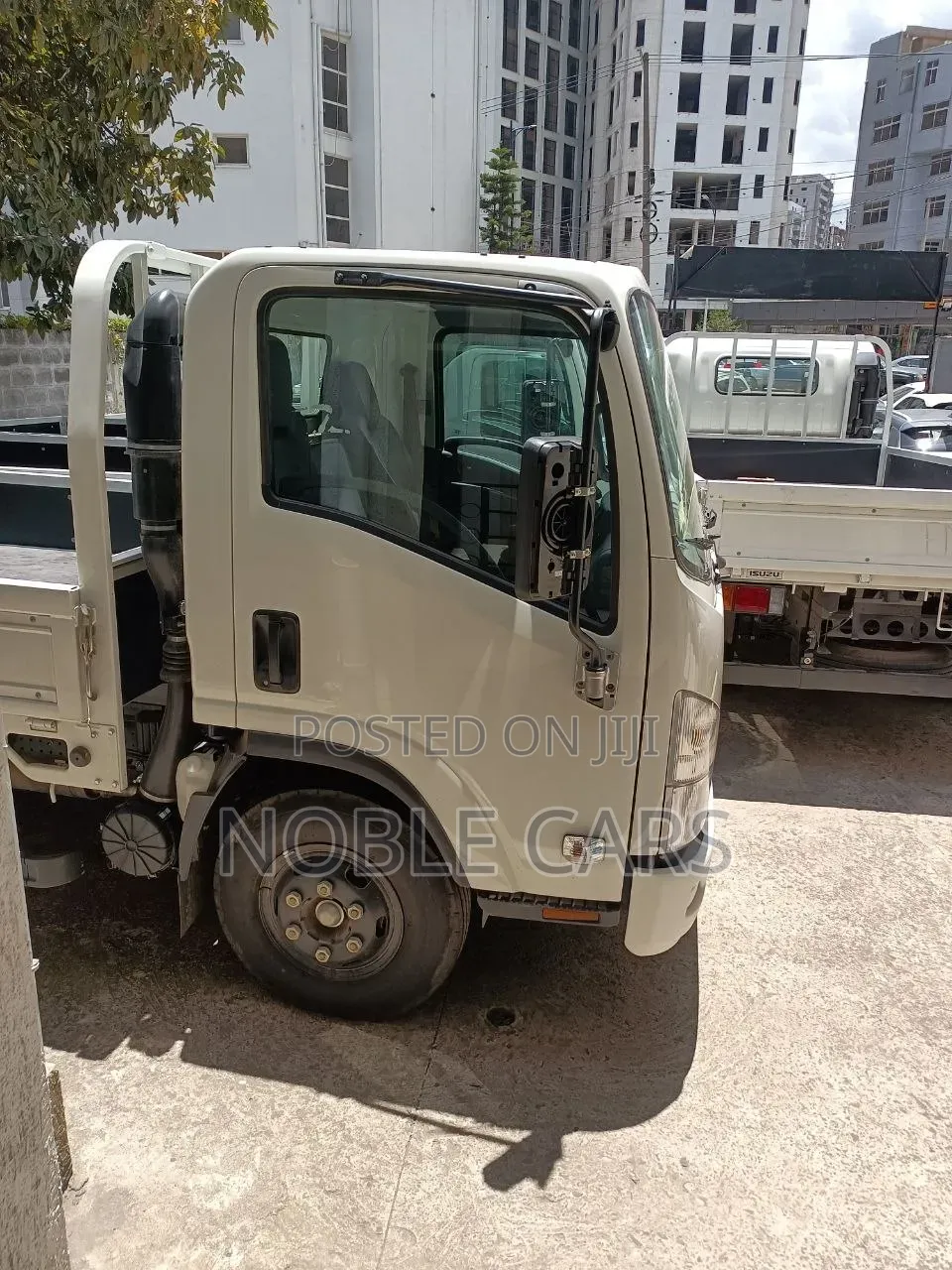 ( Bank Loan 50%] Isuzu Obama - 2025