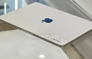 New Laptop Apple MacBook Air 2025 M4 13-inch 16GB Apple M4 SSD 256GB
