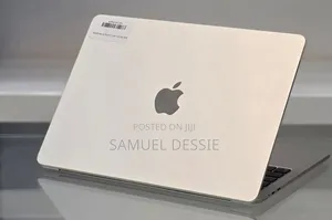 New Laptop Apple MacBook Air 2025 M4 13-inch 16GB Apple M4 SSD 256GB