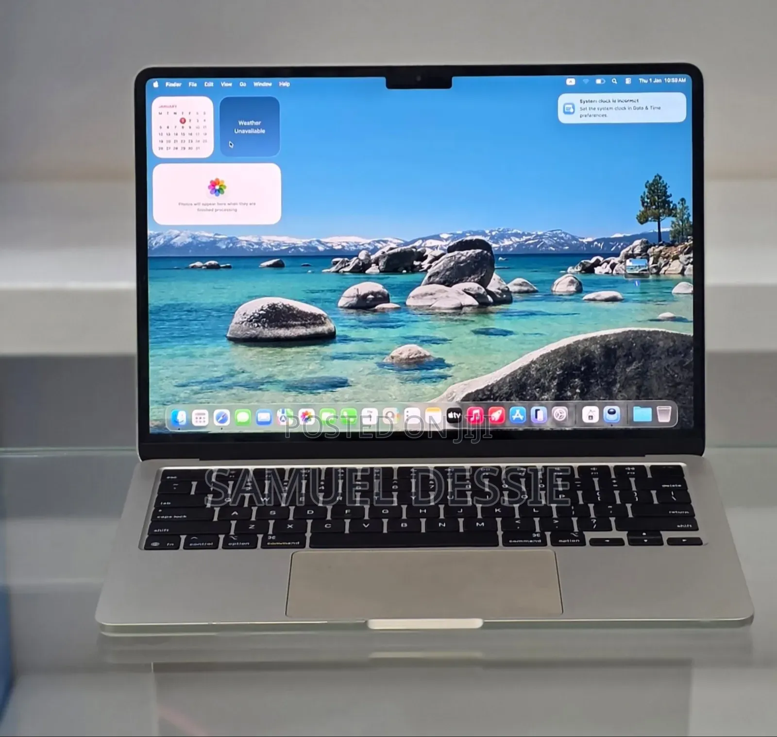 New Laptop Apple MacBook Air 2025 M4 13-inch 16GB Apple M4 SSD 256GB