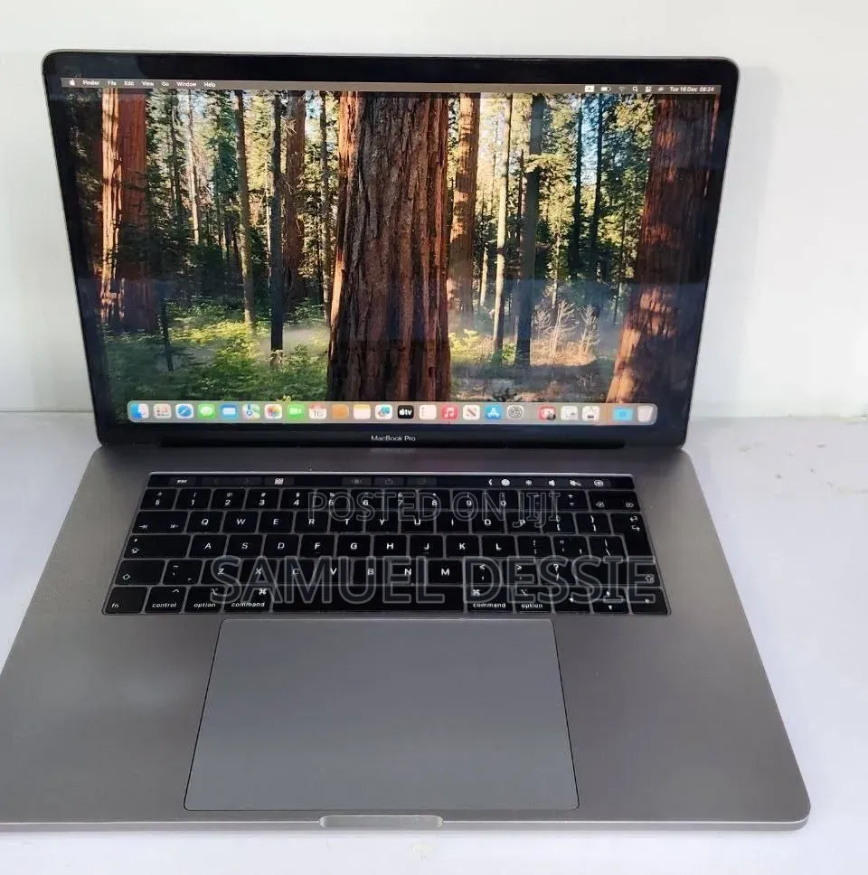 New Laptop Apple MacBook Pro 2019 16GB Intel Core i9 SSD 512GB