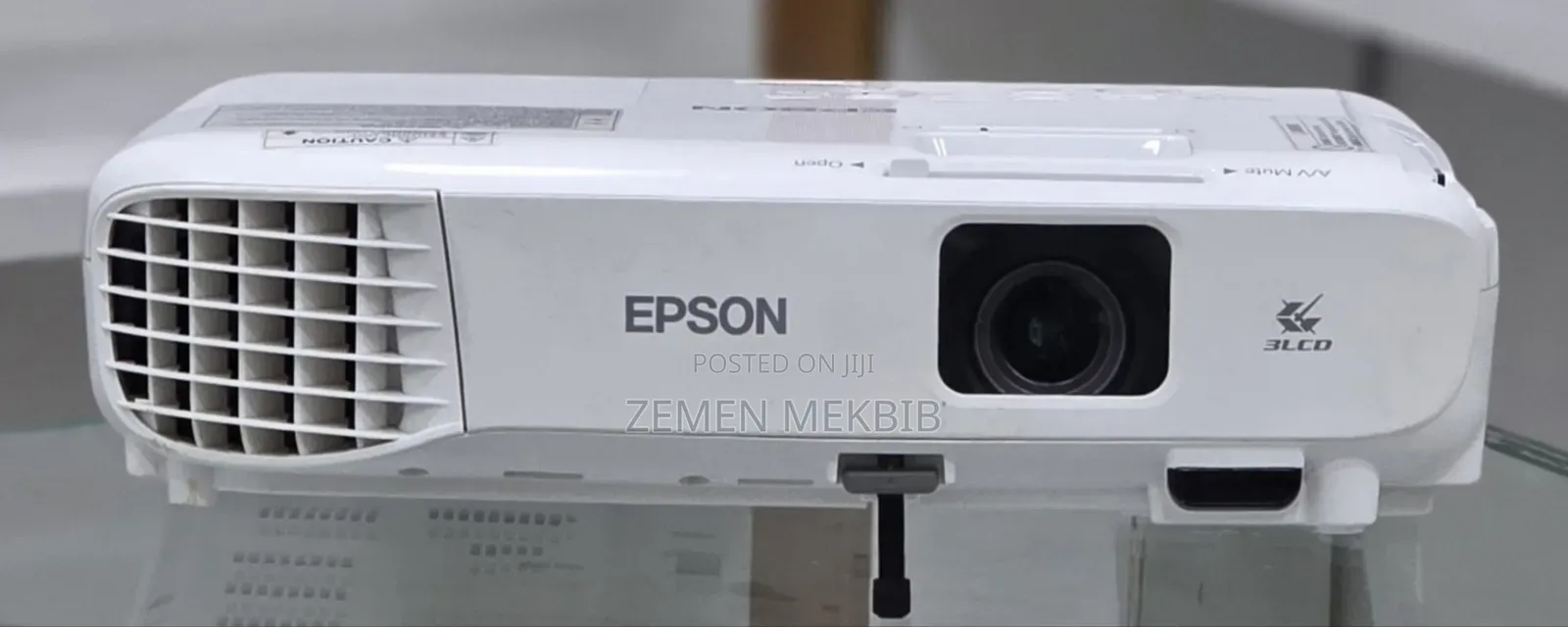 Epson S05 Projector