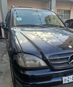 Mercedes-Benz C200 2000 Black