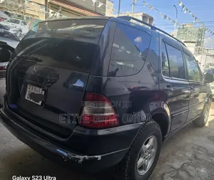 Mercedes-Benz C200 2000 Black