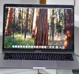 New Laptop Apple MacBook Pro 2019 16GB Intel Core i7 SSD 256GB