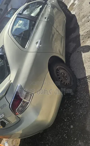 Toyota Yaris 2007 Gold
