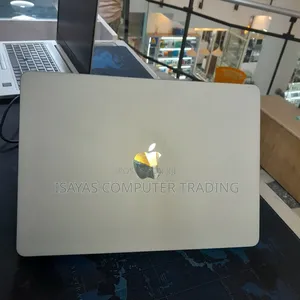 New Laptop Apple MacBook Air 2025 M4 13-inch 16GB Apple M4 SSD 256GB