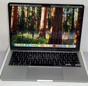 New Laptop Apple MacBook Air 16GB Apple M4 SSD 256GB