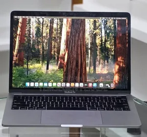 New Laptop Apple MacBook Pro 2019 16GB Intel Core i7 SSD 256GB