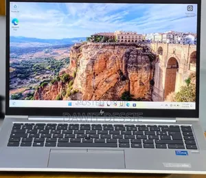New Laptop HP EliteBook 840 G8 16GB Intel Core i5 SSD 512GB