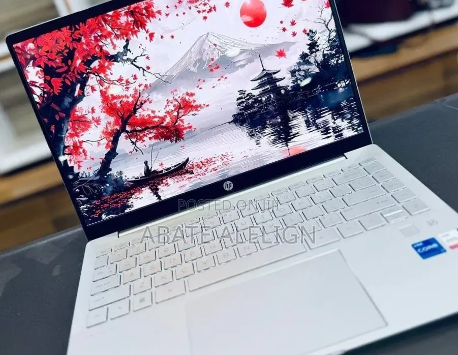 New Laptop HP Pavilion 14 16GB Intel Core i7 SSD 512GB