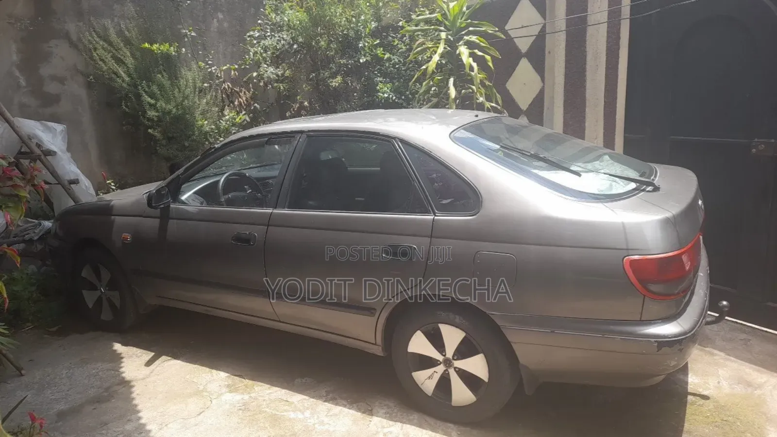 Toyota Carina E 1.6 Sedan 1995 Silver