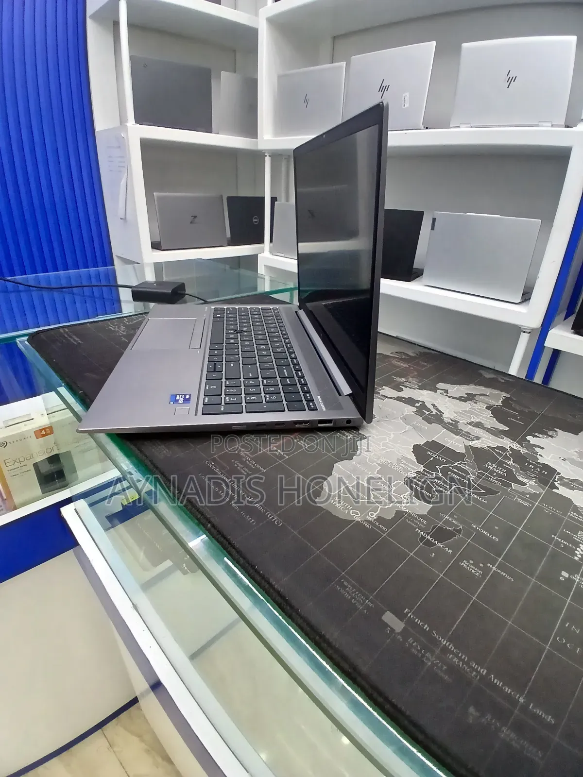 New Laptop HP ZBook Fury 15 G8 16GB Intel Core i7 SSD 512GB