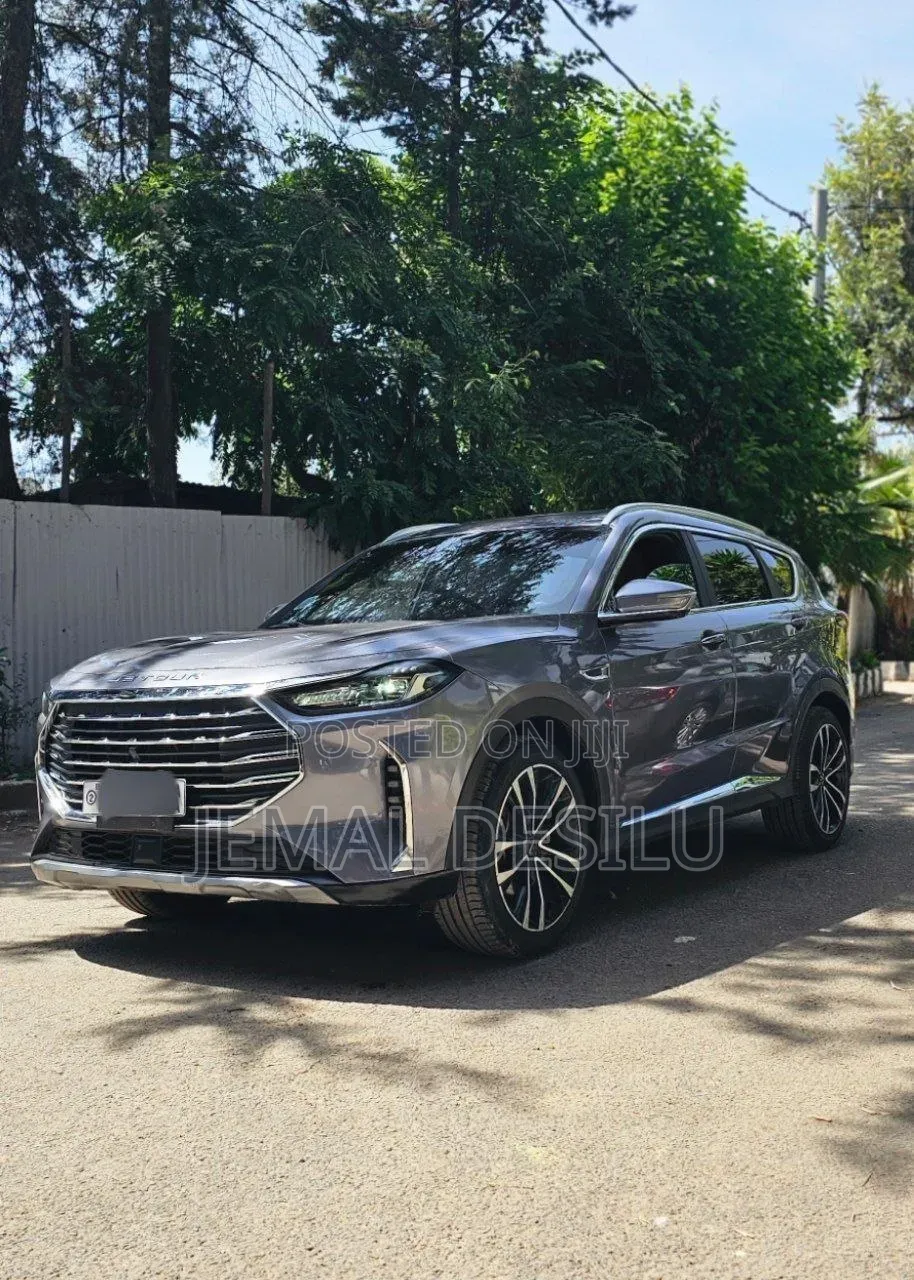 Jetour X70 Plus 2024 Gray