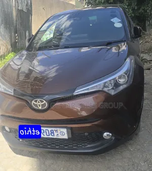 Toyota C-HR 2017 Gold
