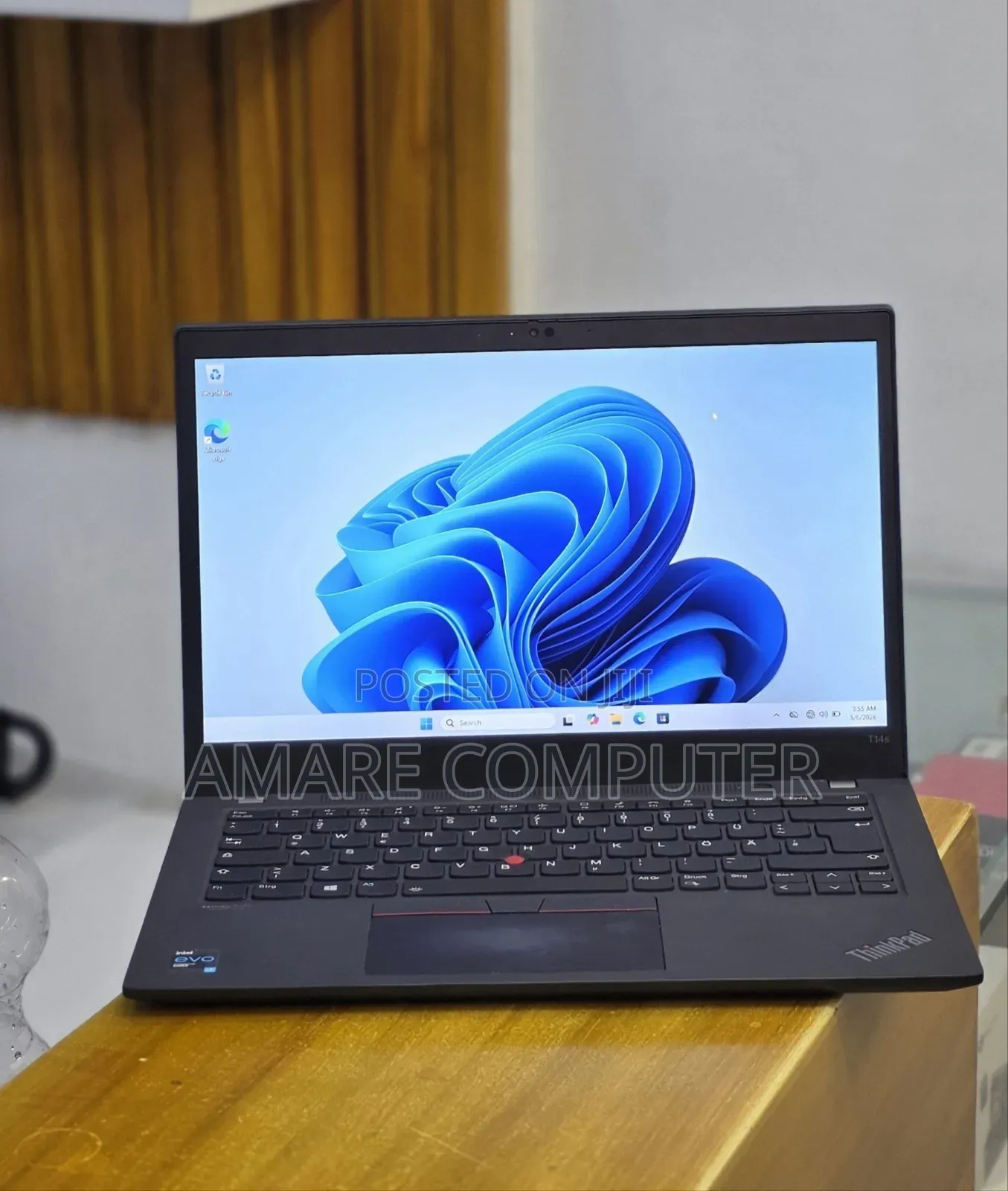 New Laptop Lenovo ThinkPad T14 16GB Intel Core i7 SSD 512GB