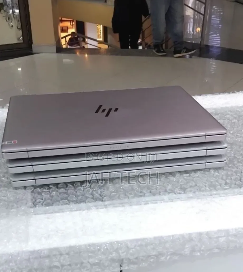 New Laptop HP Pavilion 14 16GB Intel Core i5 SSD 1T