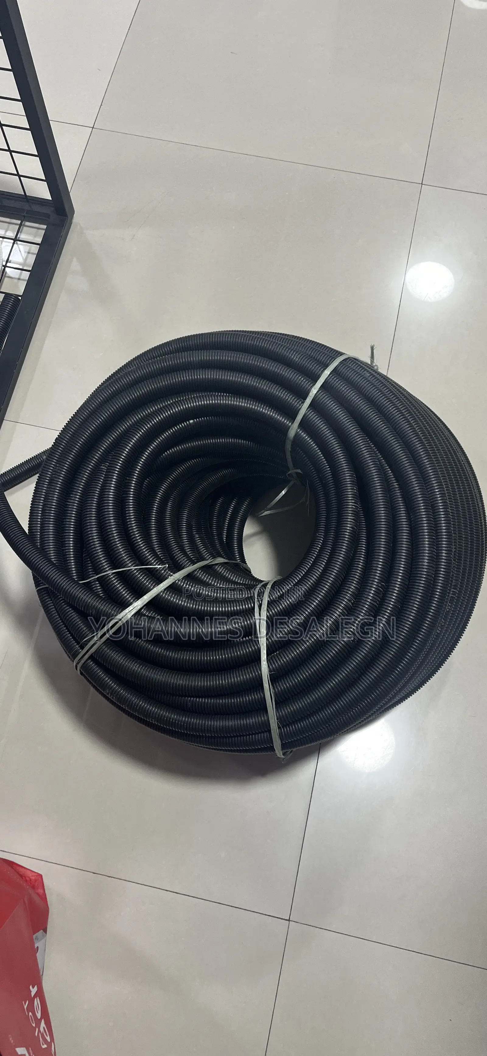 Guroro Conduit