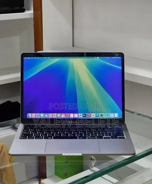 New Laptop Apple MacBook Pro 2020 8GB Intel Core i5 SSD 512GB