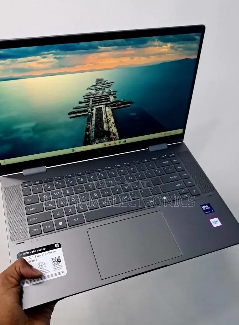 New Laptop HP Envy x360 16GB Intel Core i7 SSD 1T