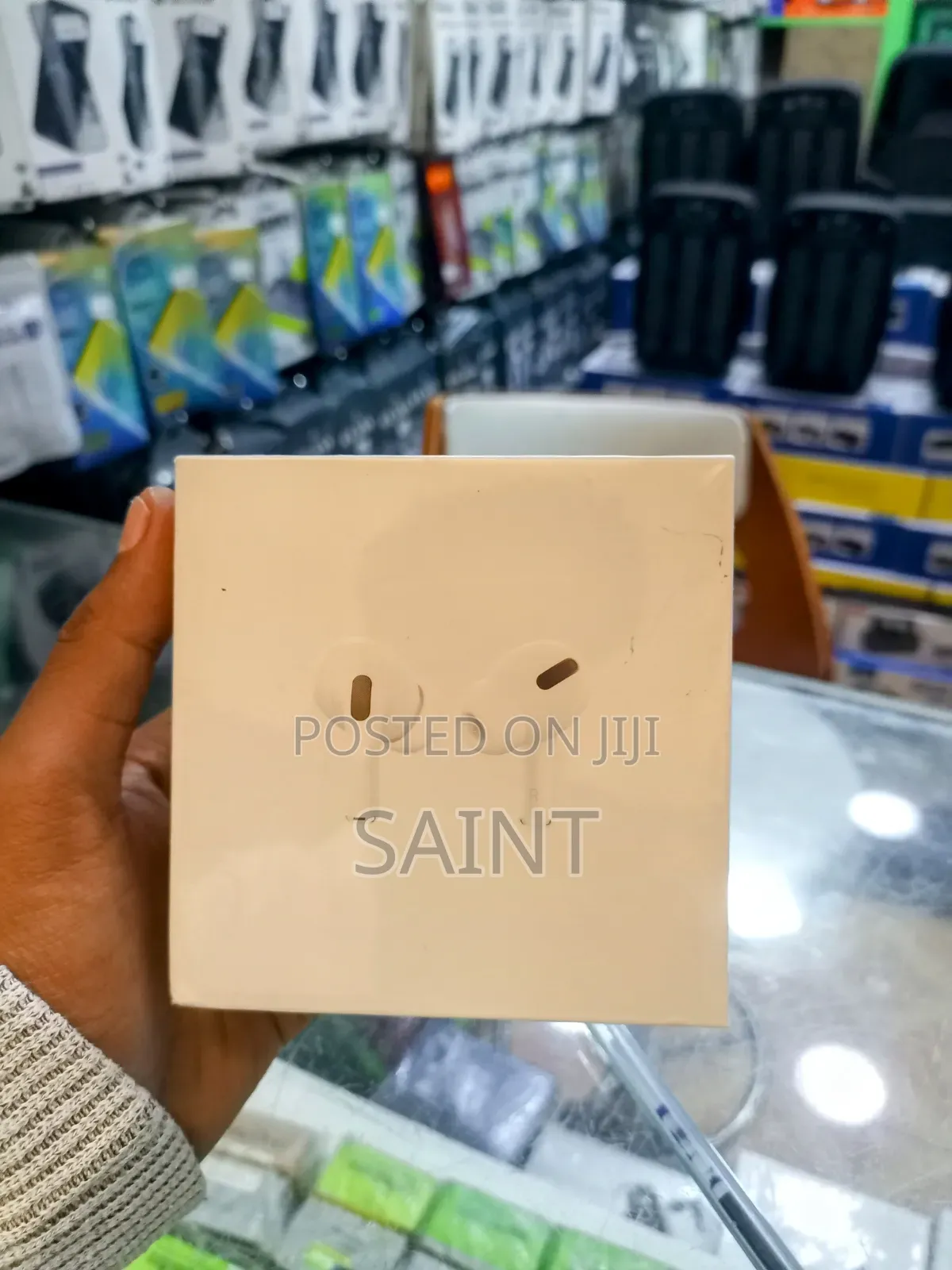 Apple Airpods Pro (With Magsafe Charging Case)