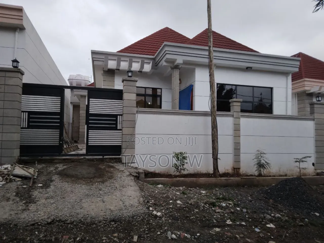 3bdrm Villa in Addis Ababa Ayat, Bole for sale