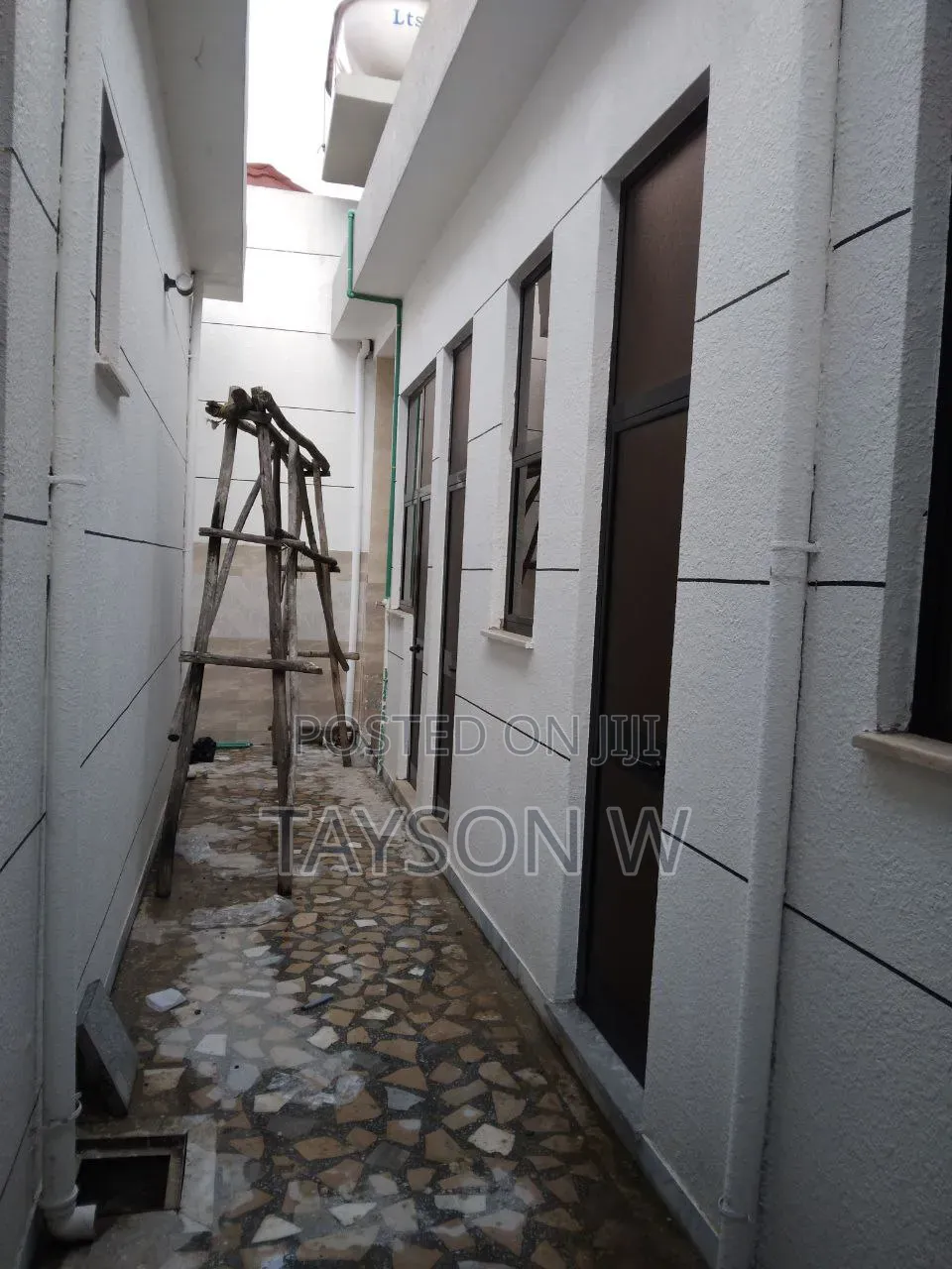 3bdrm Villa in Addis Ababa Ayat, Bole for sale