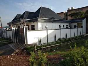 3bdrm Villa in Addis Ababa Semit, Bole for sale
