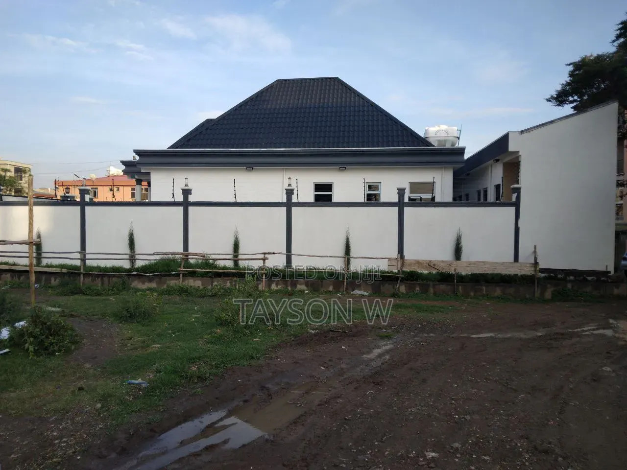 3bdrm Villa in Addis Ababa Semit, Bole for sale