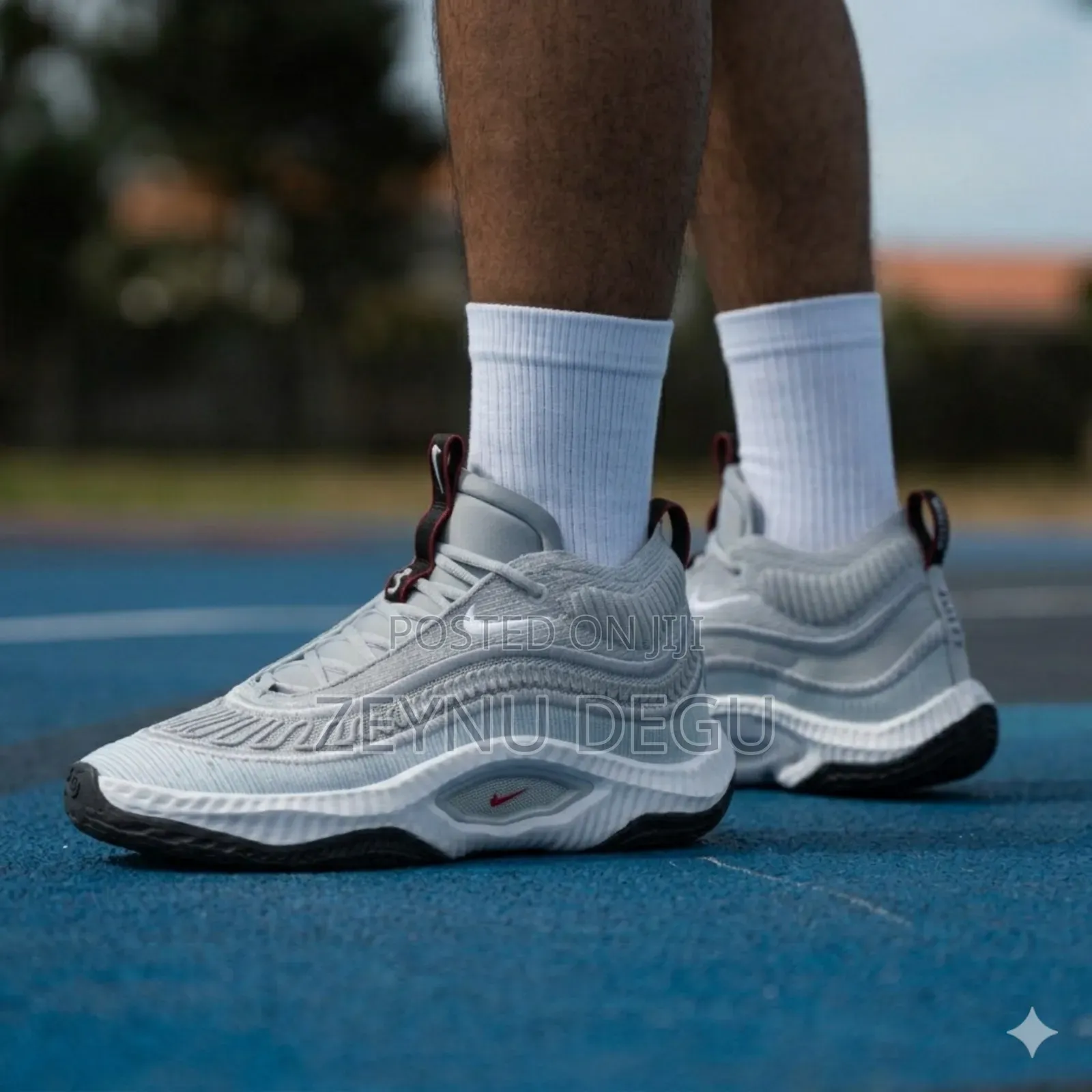 Nike Orginal Brand Cosmic Unity 3 Silver